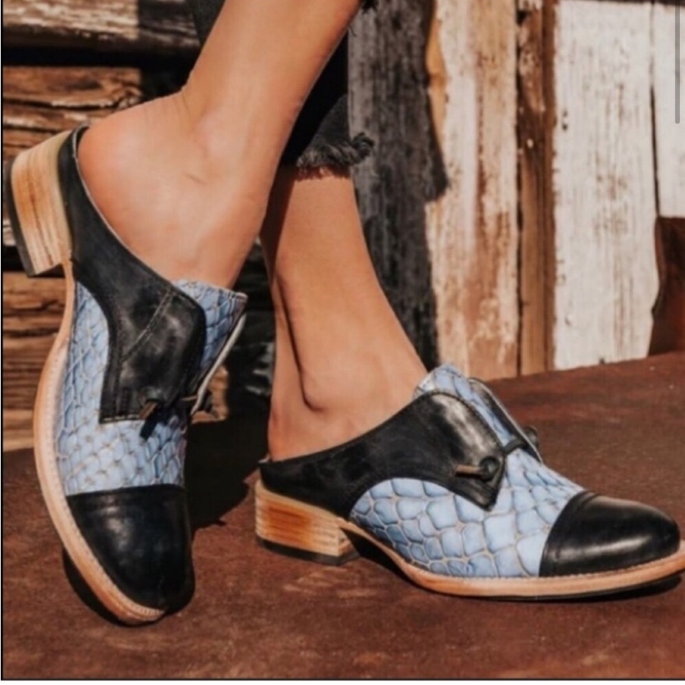 Like New! Freebird Malena leather Mules